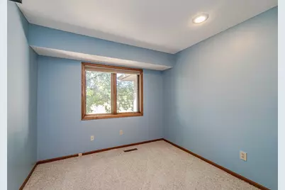 13812 Sunset Lake Drive, Burnsville, MN 55337 - Photo 27