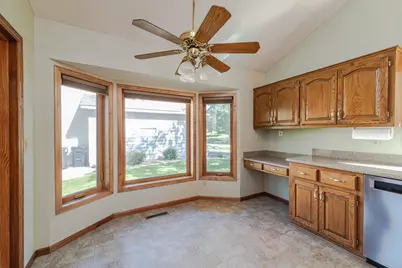 13812 Sunset Lake Drive, Burnsville, MN 55337 - Photo 15