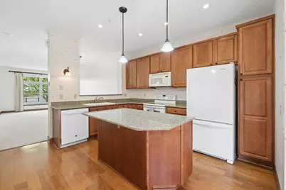 12352 Lakeview Drive N, Maple Grove, MN 55369 - Photo 5