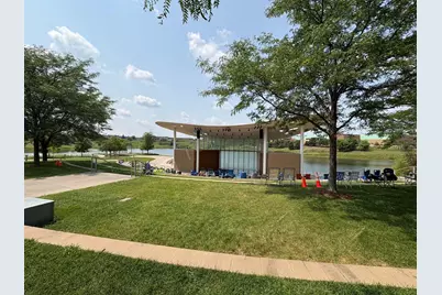 12352 Lakeview Drive N, Maple Grove, MN 55369 - Photo 31