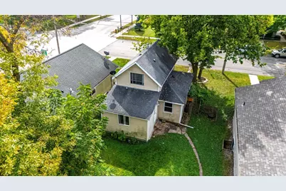 411 Oak Avenue SE, Montgomery, MN 56069 - Photo 3