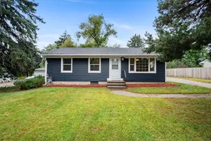 580 Willow Ln, Woodbury, MN 55125 - Photo 1