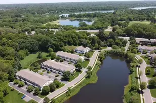 762 Maple Hills Dr, Maplewood, MN 55117 - Photo 1