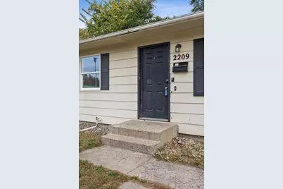 2209 6th Avenue S, Fargo,  58103 - Photo 3
