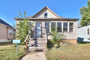 715 2nd Ave NE, Staples, MN 56479 - Photo 1