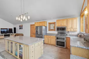 10703 187th St, Rich Valley Twp, MN 55381 - Photo 15