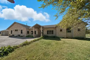 10703 187th St, Silver Lake, MN 55381 - Photo 3