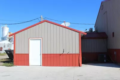 223 6th Street SE, Staples, MN 56479 - Photo 3