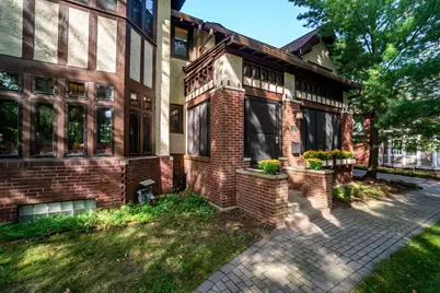 329 Park Circle, Menomonie, WI 54751 - Photo 9