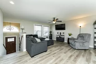 615 7th Ave NE, Plainview, MN 55964 - Photo 9