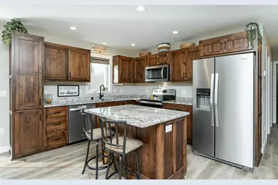 615 7th Avenue NE, Plainview, MN 55964 - Photo 7