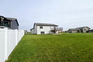 615 7th Ave NE, Plainview, MN 55964 - Photo 39