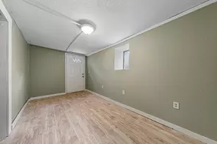 322 E Vine St, Mankato, MN 56001 - Photo 25