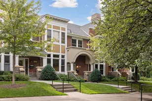 562 Summit Ave, Saint Paul, MN 55102 - Photo 1