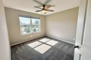 661 Satori Wy, Chaska, MN 55318 - Photo 23