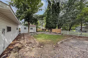 708 E Elm Ave, Olivia, MN 56277 - Photo 7