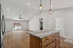 425 4th Ave SE, Saint Joseph, MN 56374 - Photo 7