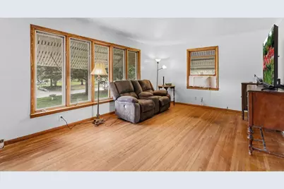 6148 Upper 51st Street N, Oakdale, MN 55128 - Photo 5