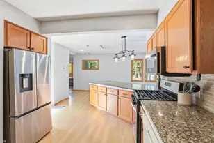 5209 Mayview Rd, Minnetonka, MN 55345 - Photo 13