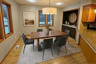 5209 Mayview Rd, Minnetonka, MN 55345 - Photo 9