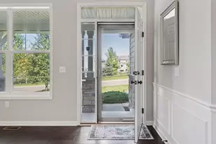 11581 Riverstone Ct, Woodbury, MN 55129 - Photo 13