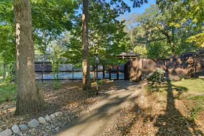 122 Birnamwood Drive, Burnsville, MN 55337 - Photo 35