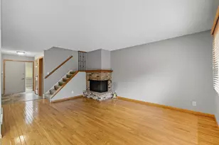 122 Birnamwood Dr, Burnsville, MN 55337 - Photo 7