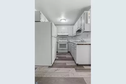 1220 20th Street N, Moorhead, MN 56560 - Photo 7