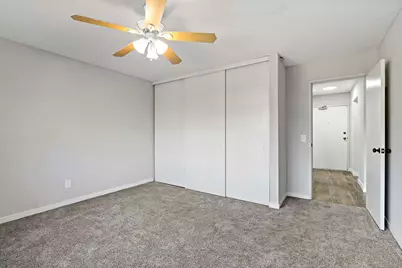 4351 Parklawn Avenue #105E, Edina, MN 55435 - Photo 11