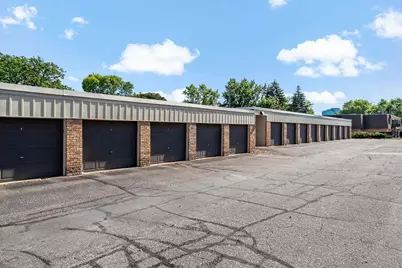 4351 Parklawn Avenue #105E, Edina, MN 55435 - Photo 17