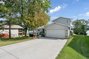 14320 284th Ave NW, Zimmerman, MN 55398 - Photo 5