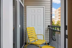 301 Oak Grove St, Minneapolis, MN 55403 - Photo 17