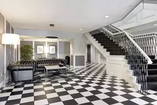 301 Oak Grove St, Minneapolis, MN 55403 - Photo 3