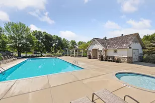 466 Greenview Dr, Chanhassen, MN 55317 - Photo 29