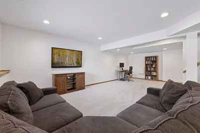 466 Greenview Drive, Chanhassen, MN 55317 - Photo 19