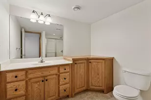 466 Greenview Dr, Chanhassen, MN 55317 - Photo 21