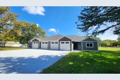 903 7th Ave SW, Pipestone, MN 56164 - Photo 3