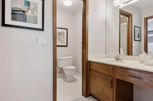 8441 Irwin Rd, Bloomington, MN 55437 - Photo 17