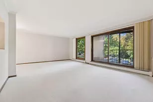 8441 Irwin Rd, Bloomington, MN 55437 - Photo 5