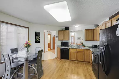 14687 Europa Way, Apple Valley, MN 55124 - Photo 5