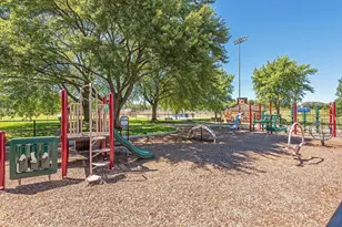 11911 Minnetonka Blvd, Hopkins, MN 55305 - Photo 33