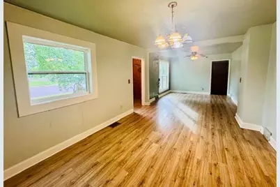 2007 Court Street, Slayton, MN 56172 - Photo 7