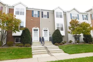 4723 Woodland Ave, Shakopee, MN 55379 - Photo 1