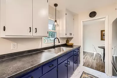 6318 Perry Avenue N, Brooklyn Center, MN 55429 - Photo 7