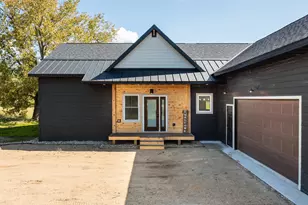 1001 Moore St, Starbuck, MN 56381 - Photo 3