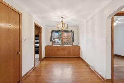 869 Iowa Avenue W, Saint Paul, MN 55117 - Photo 21