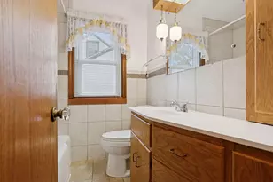 869 Iowa Ave W, Saint Paul, MN 55117 - Photo 19