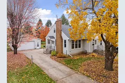 869 Iowa Avenue W, Saint Paul, MN 55117 - Photo 1