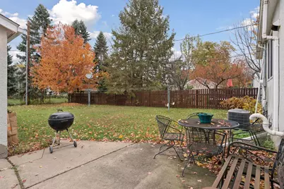 869 Iowa Avenue W, Saint Paul, MN 55117 - Photo 41