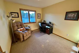 304 SE Valley View Dr, Willmar, MN 56201 - Photo 37